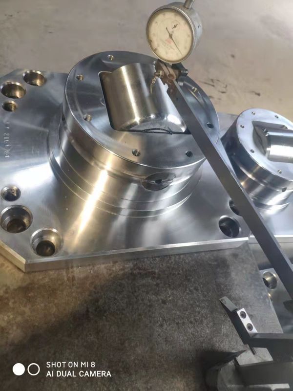 復(fù)合滾輪軸承—combined bearing， 又稱(chēng)組合滾輪軸承